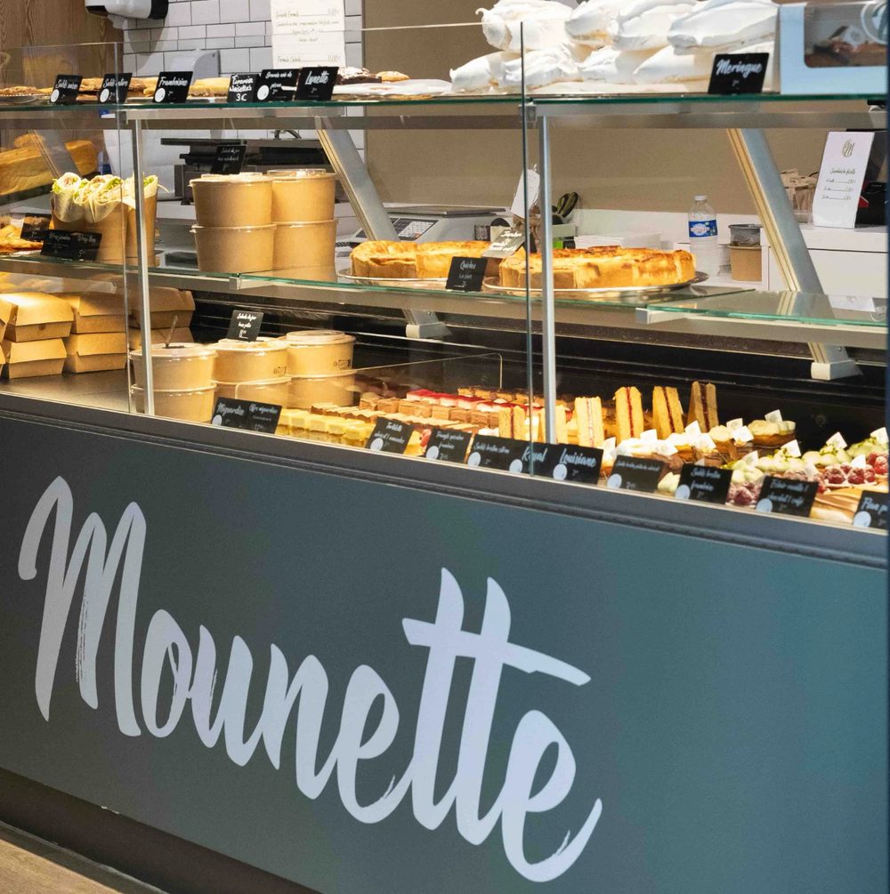 Le comptoir de la boulangerie Mounette au Bourg de Caluire